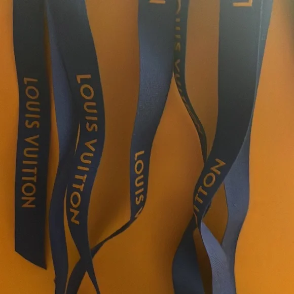 Louis Vuitton Ribbon, 95in blue with orange lettering - Picture 3 of 4
